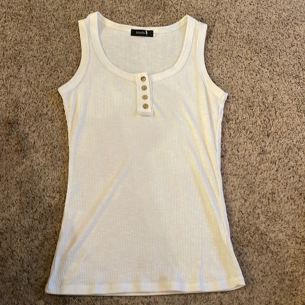 KissFix white tank top small